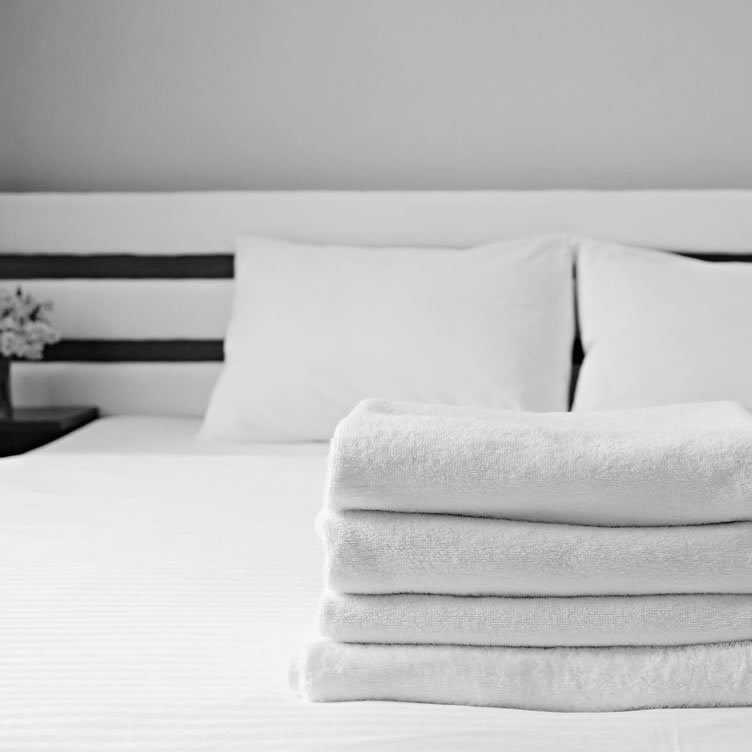 fresh-linen-and-towel-service